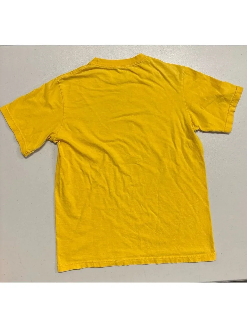 Nike Just Do It Graphic T-Shirt Kids Large Yellow Tee Basketball